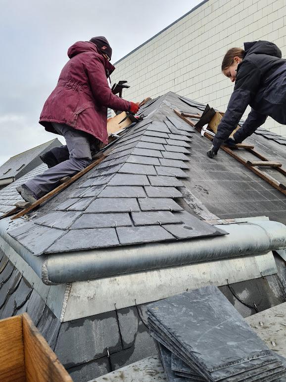 Des couvreurs expérimentés à votre service à Plouguin 